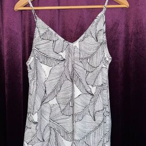 Leaf Print Spaghetti Strap Top